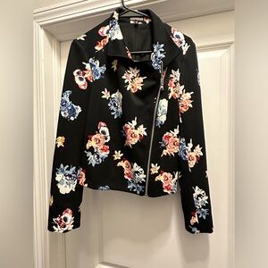 Express scuba material cropped jacket